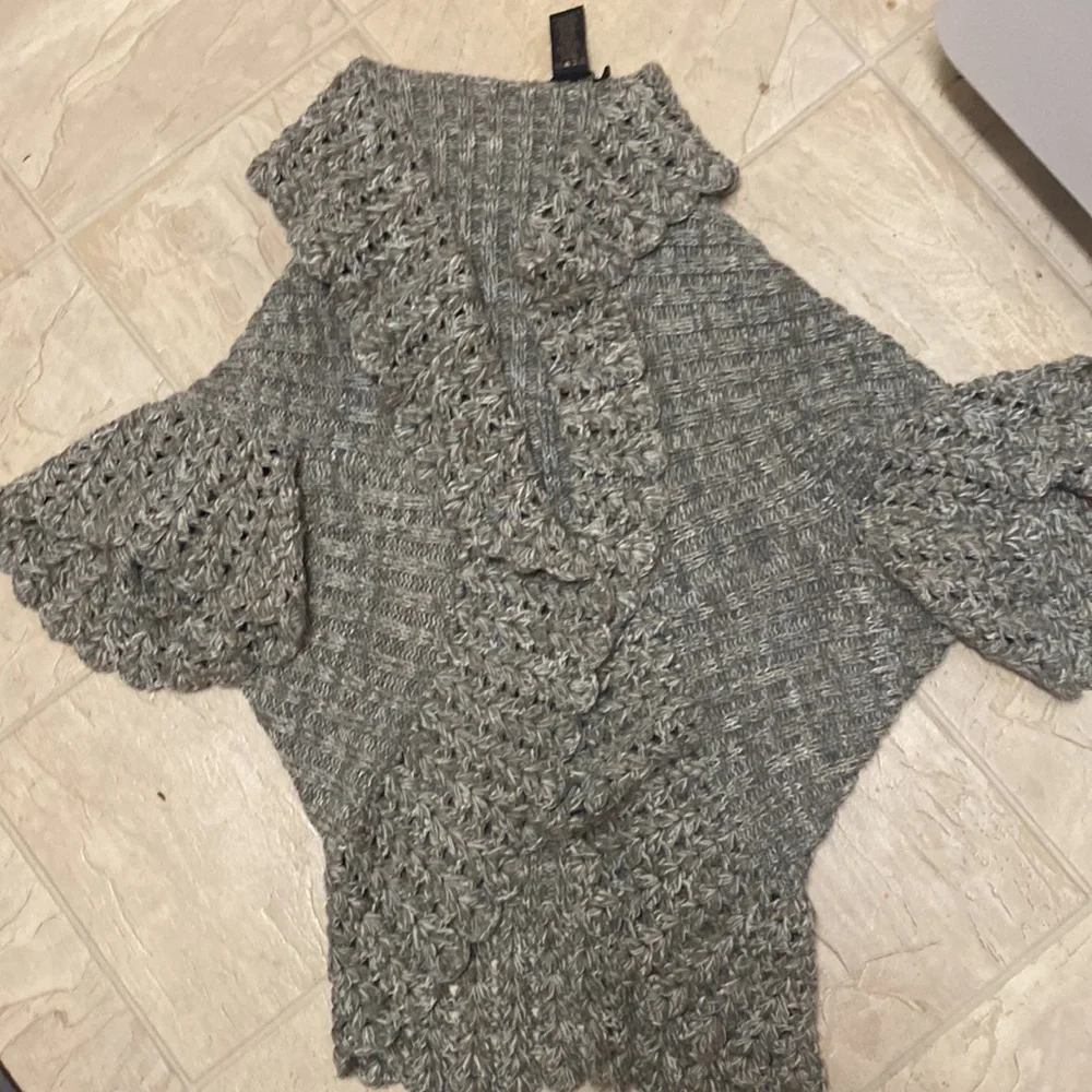 Grass Collection Sweater/Wrap Crochet Collar & Cuffs. Sz Small.